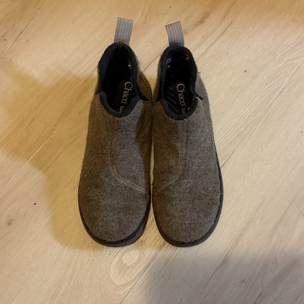 Chaco Revel Chelsea Size 6.5 Natural Brown